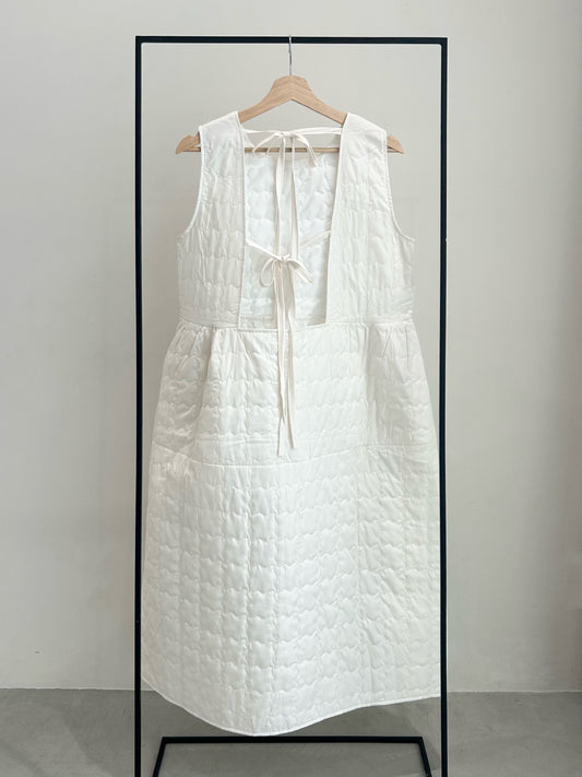 バックリボンキルティングワンピース/アイボリー