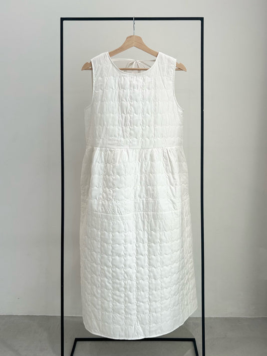 バックリボンキルティングワンピース/アイボリー