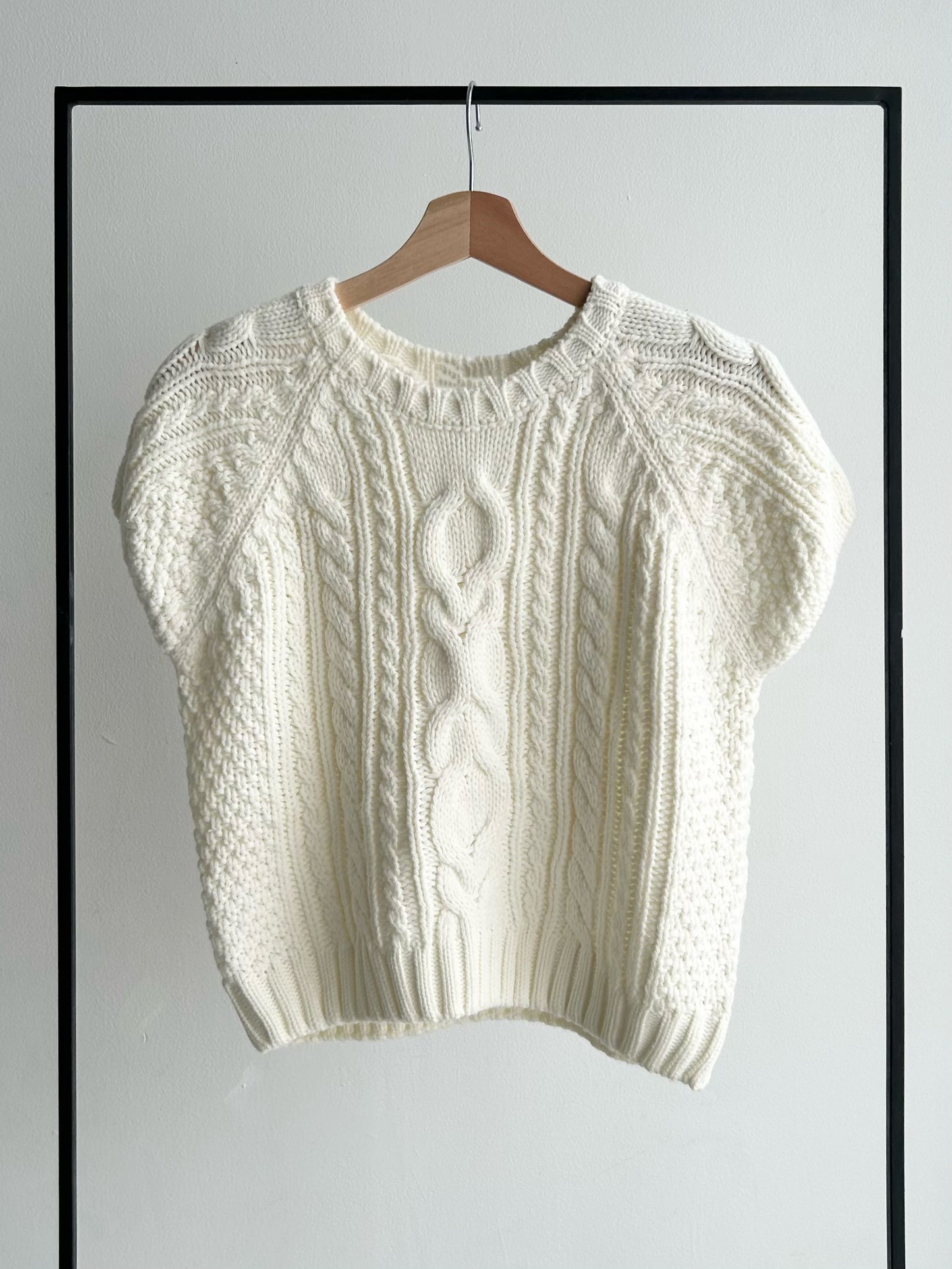 バルーンスリーブケーブルニット/アイボリー
